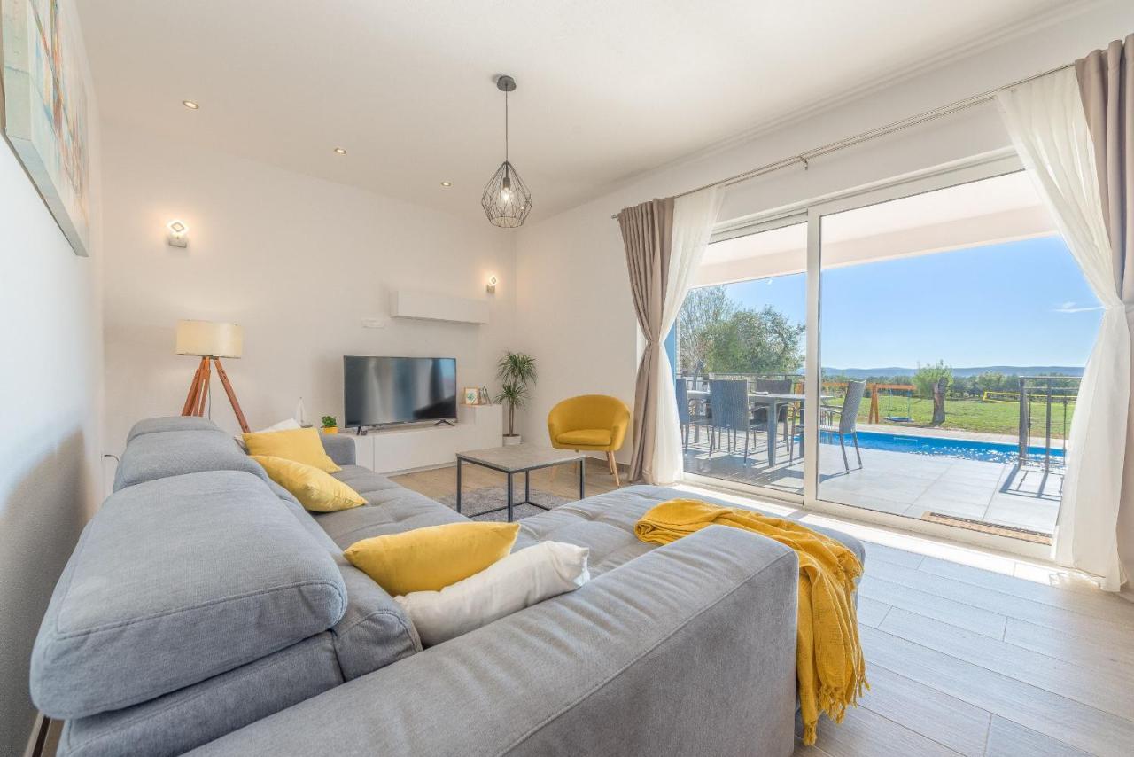 Villa Tara Zadarvillas Tinj ภายนอก รูปภาพ