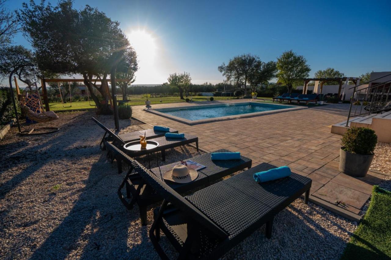 Villa Tara Zadarvillas Tinj ภายนอก รูปภาพ