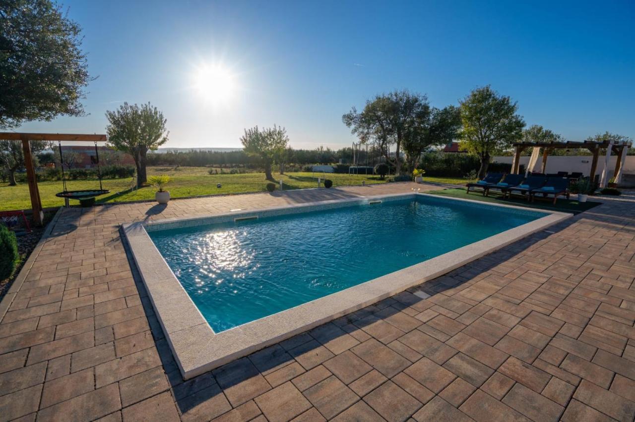 Villa Tara Zadarvillas Tinj ภายนอก รูปภาพ