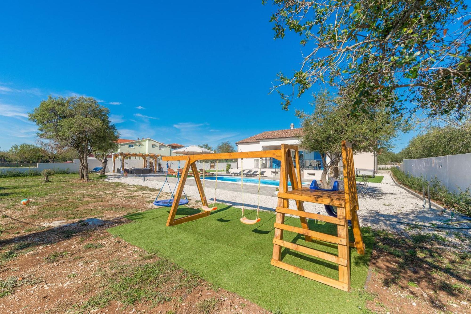 Villa Tara Zadarvillas Tinj ภายนอก รูปภาพ